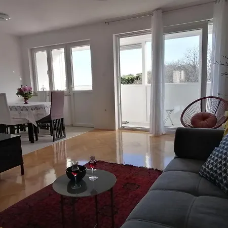 Sunny Spot Apartment Pula Exterior photo